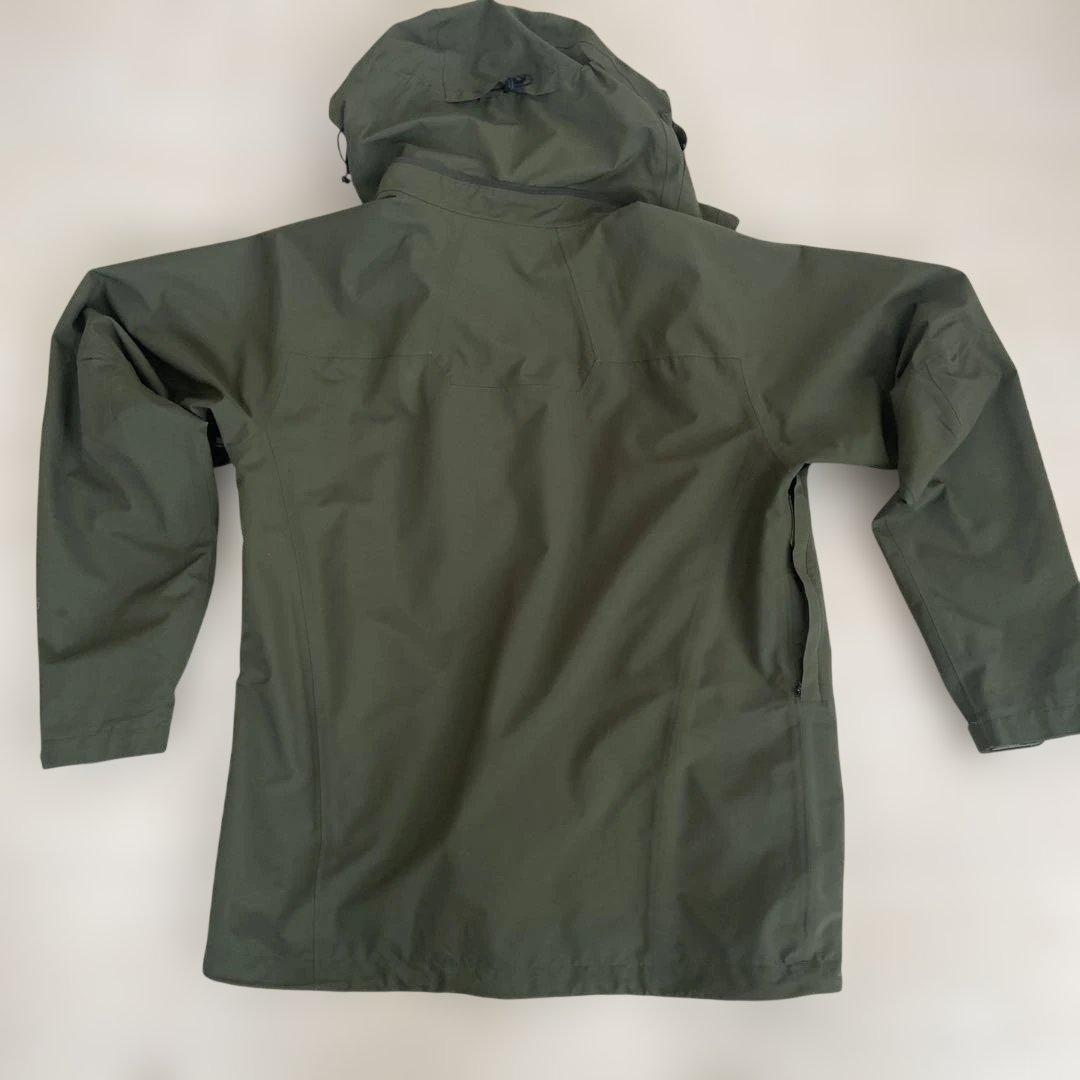 Patagonia ストームジャケット グリーン84285S9 メンズM