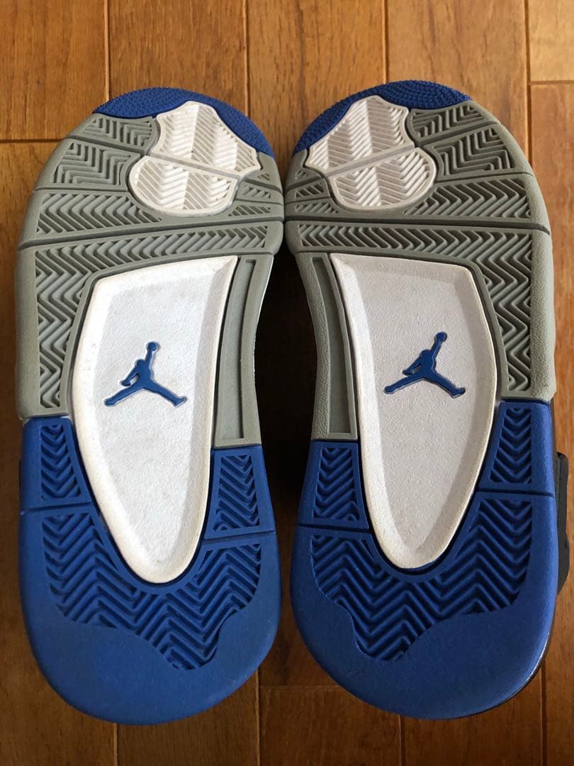 専用AIR JORDAN4RETRO Motorsports Alternate