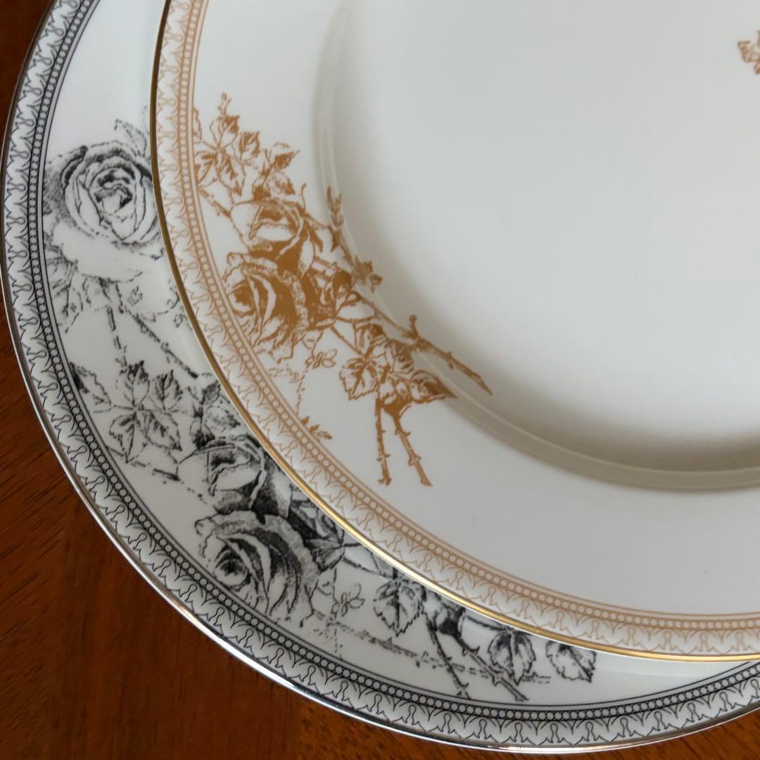 【新品】ロイヤルドルトン★アーカイブローズ★デザート皿　ペア