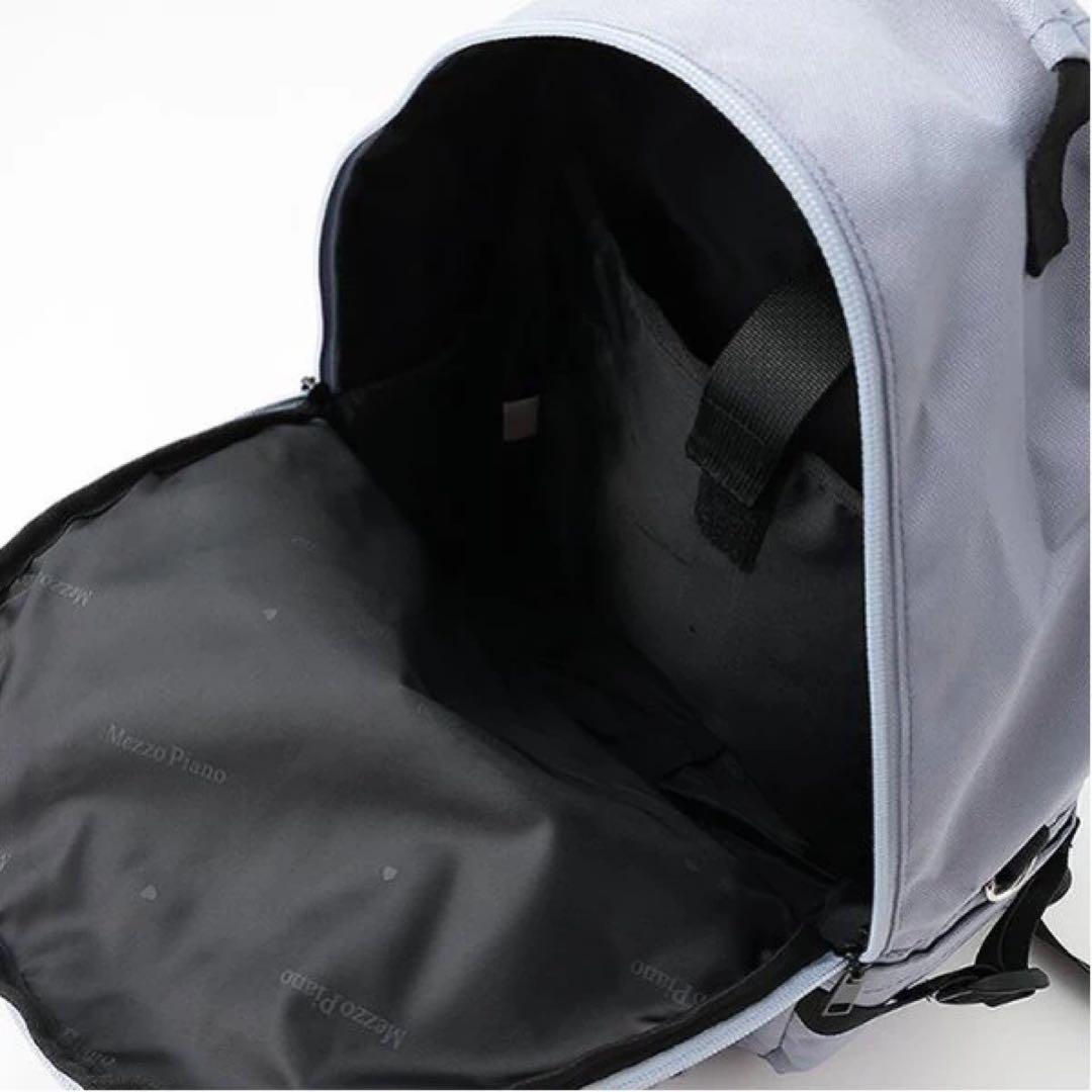 ハートポーチ付きリュック 22L 新品・未使用　ブラック