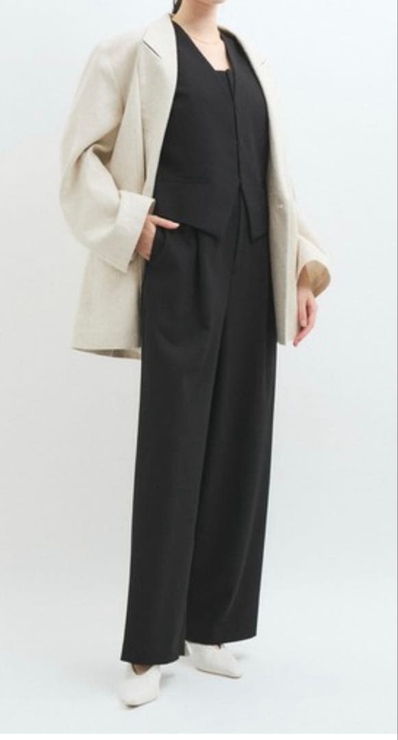 オールインワン ブラック ノースリーブ サロペット