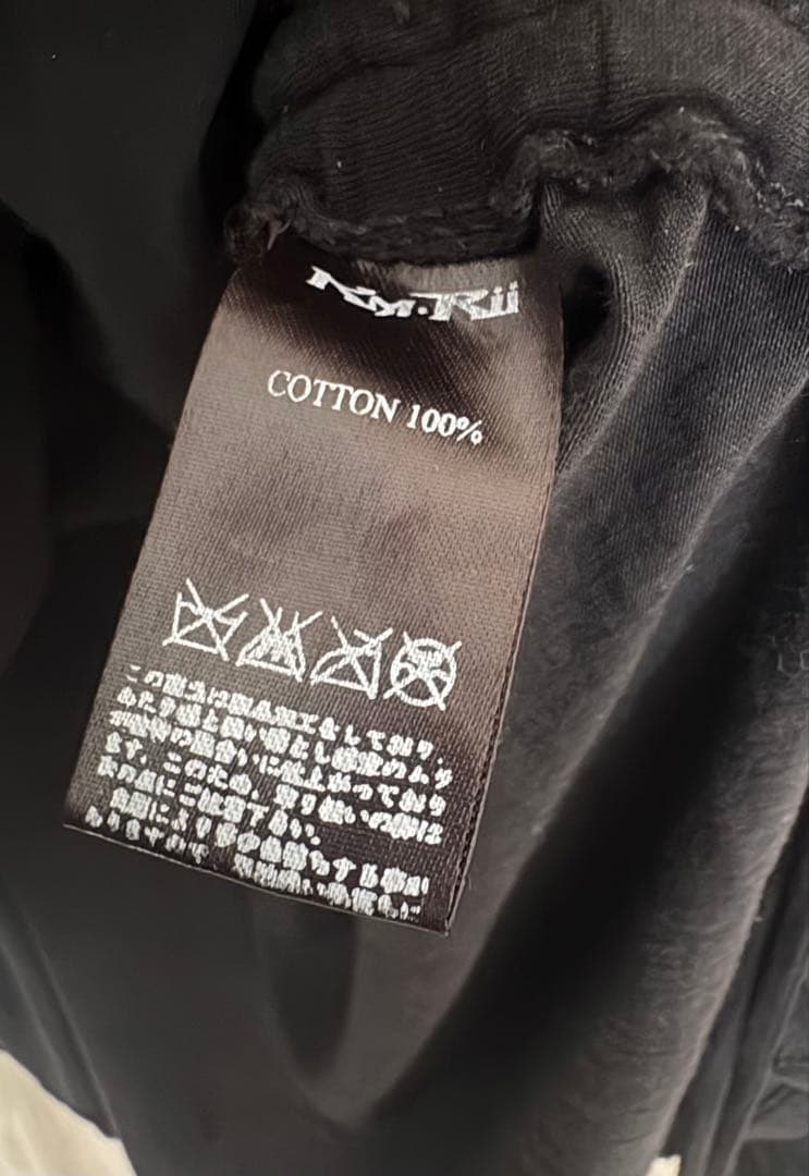 ケムリ　ブラック長袖カットソー