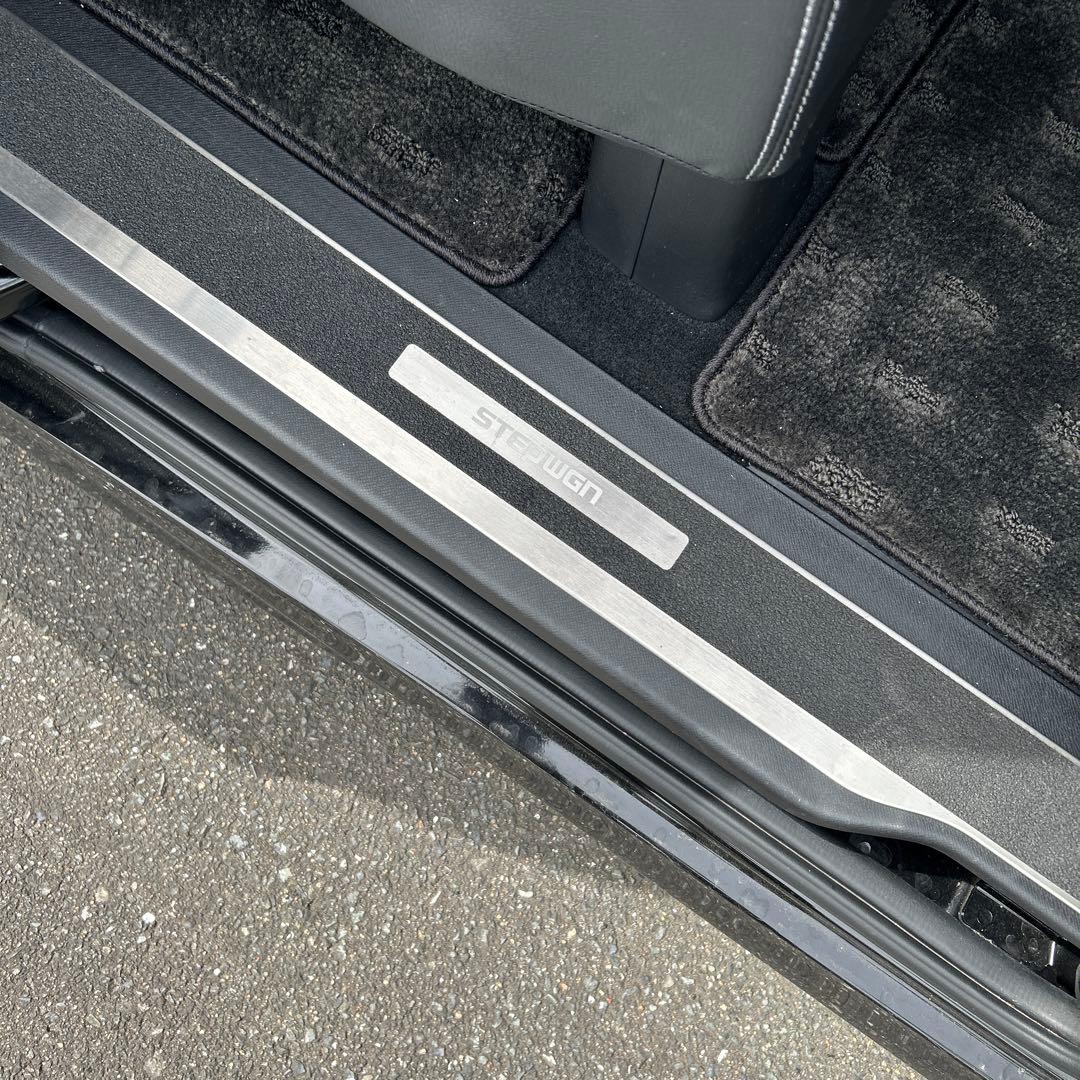 ホンダ純正 ステップワゴンrk型 スカッフプレート エントランスモールセット