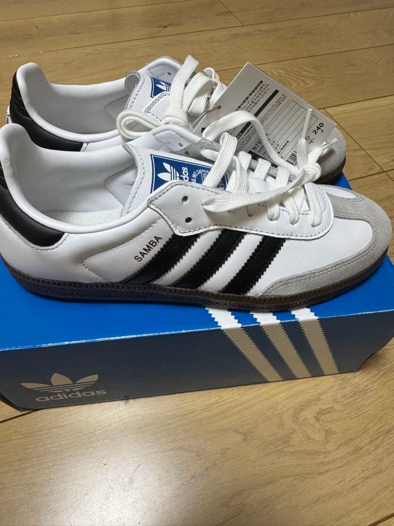 さ*ん様 アディダス　サンバ　24センチ