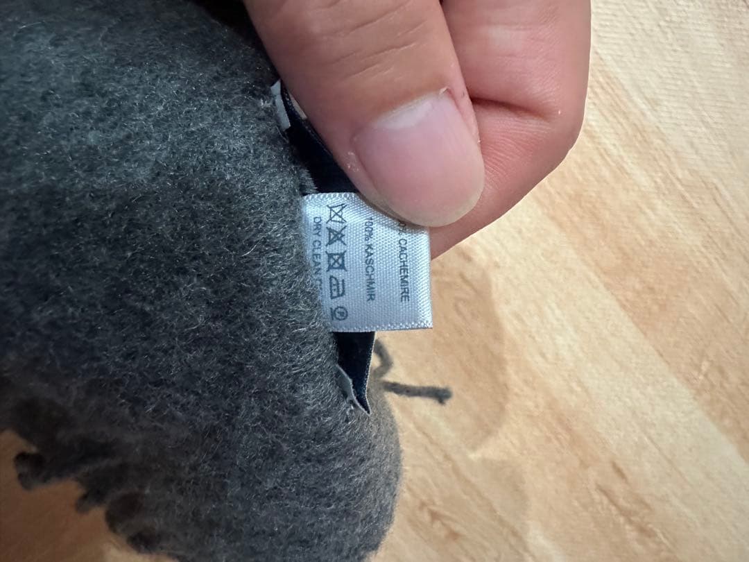 Johnstons of Elgin 100%カシミヤ マフラー　グレー