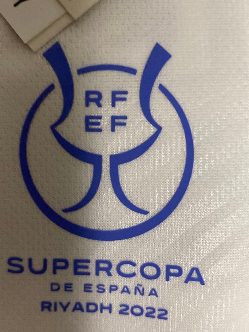 21-22 レアルマドリード ベンゼマ ユニフォーム スーペルコパ仕様