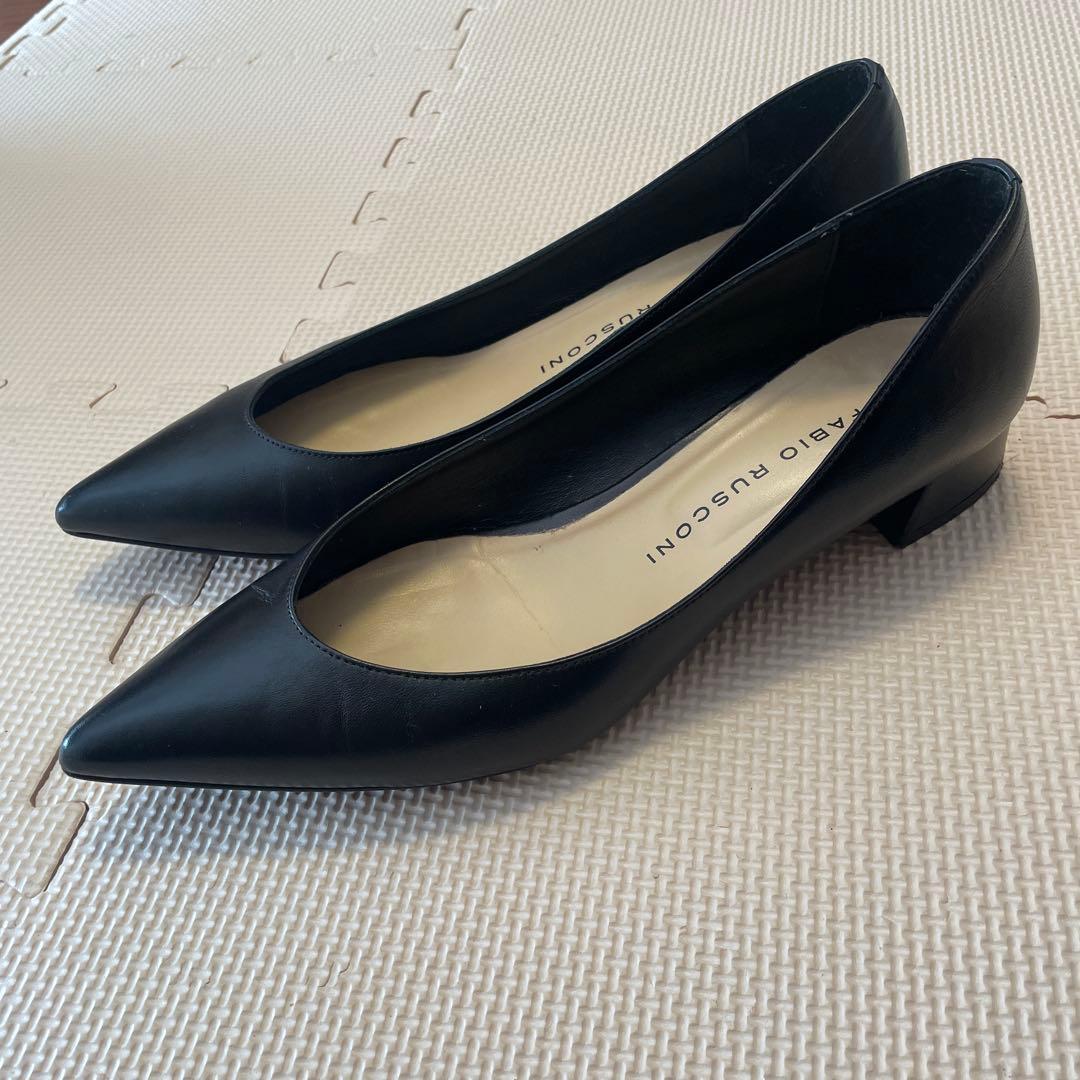 FABIO RUSCONI ブラック レザーポインテッドトゥパンプス