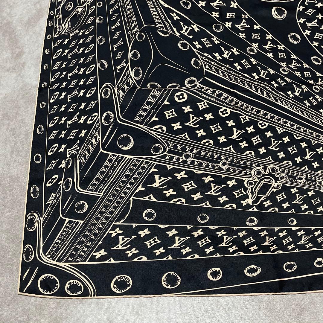 希少　ルイヴィトン　LOUIS VUITTON　トランクモチーフ　スカーフ