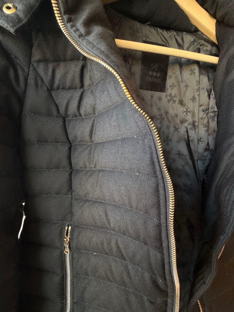 TATRAS ブラック ダウンジャケット　2サイズ