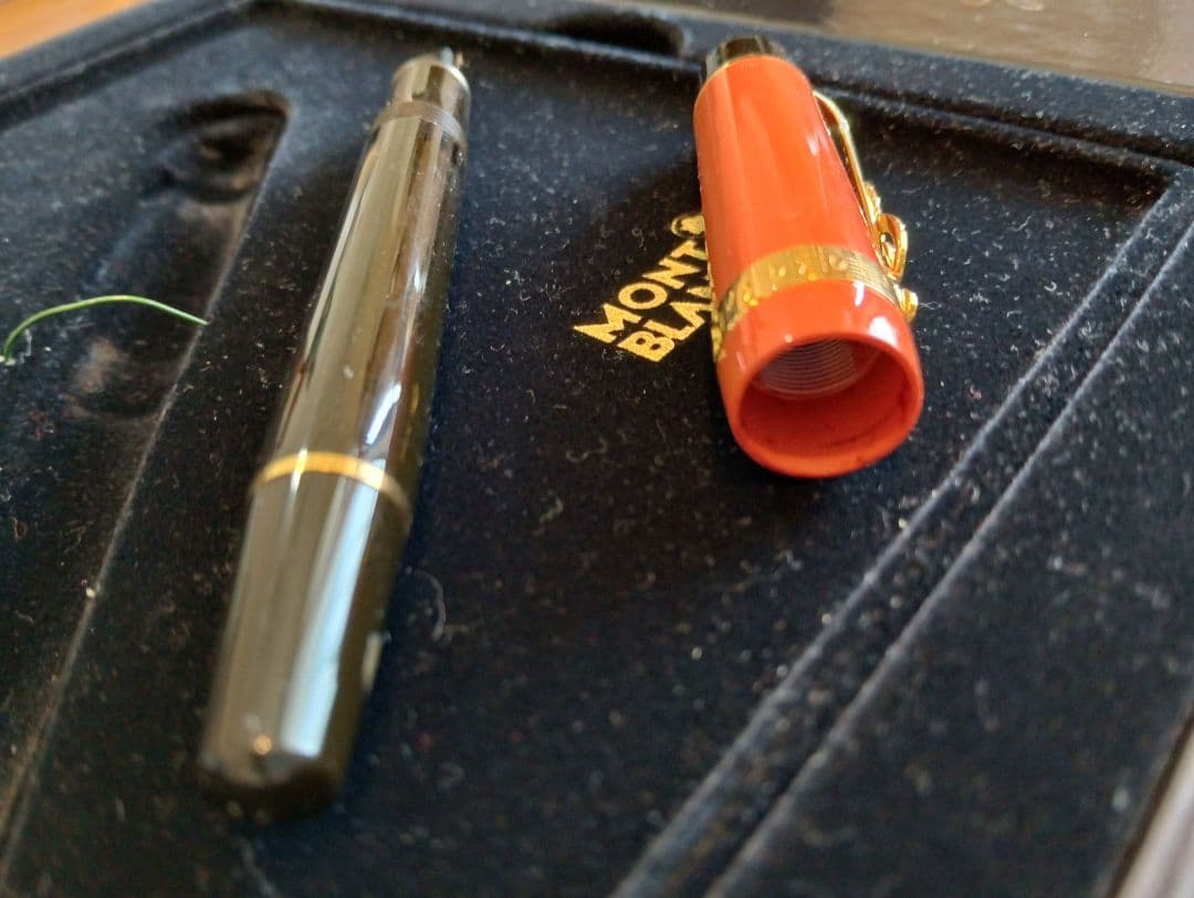 Montblanc コレクション 万年筆　F 殆ど未使用、訳あり