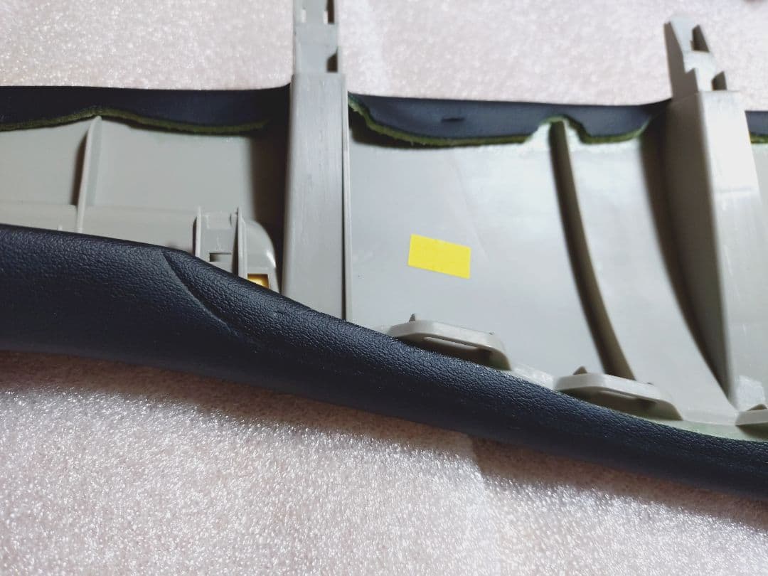 アルファード３０　車内装パーツ　合成皮革　３点セット