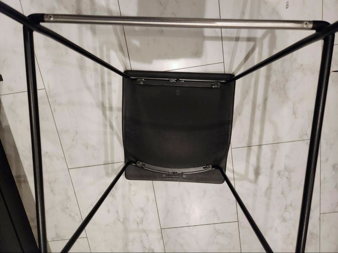 Cassina ixc VICCARBE ラストミニッツ カウンターチェア