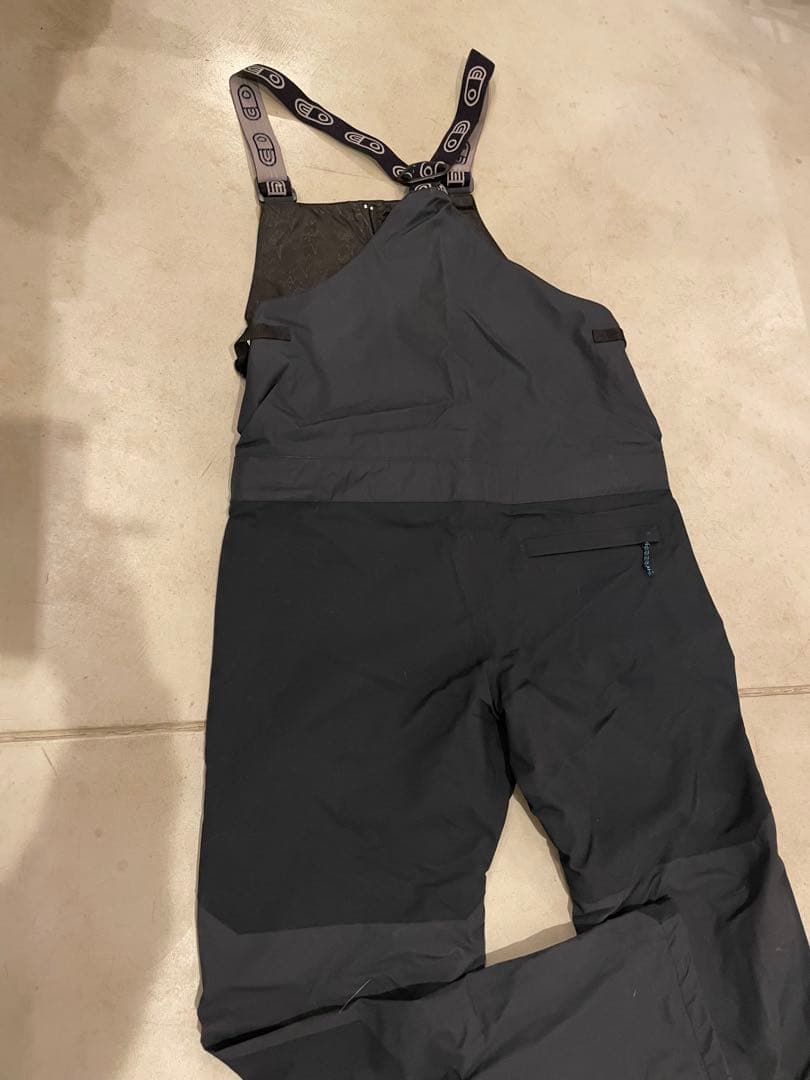 スノーボード airblaster beast bib