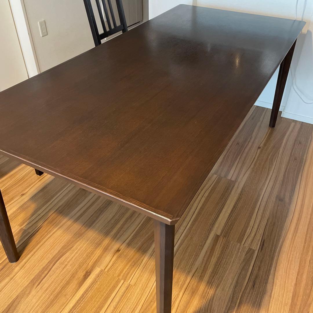 福岡市！ダークブラウン木製ダイニングテーブル