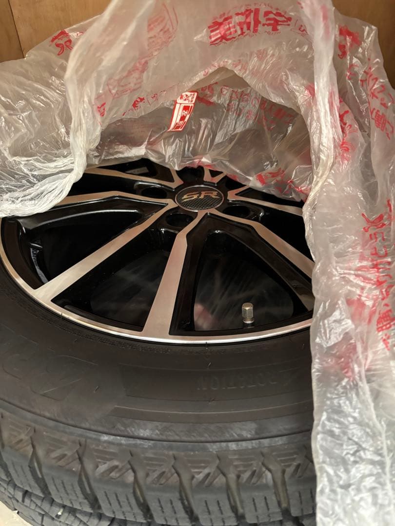 DMV3 225/60R17 スタッドレスタイヤ ホイール4セット フォレスター