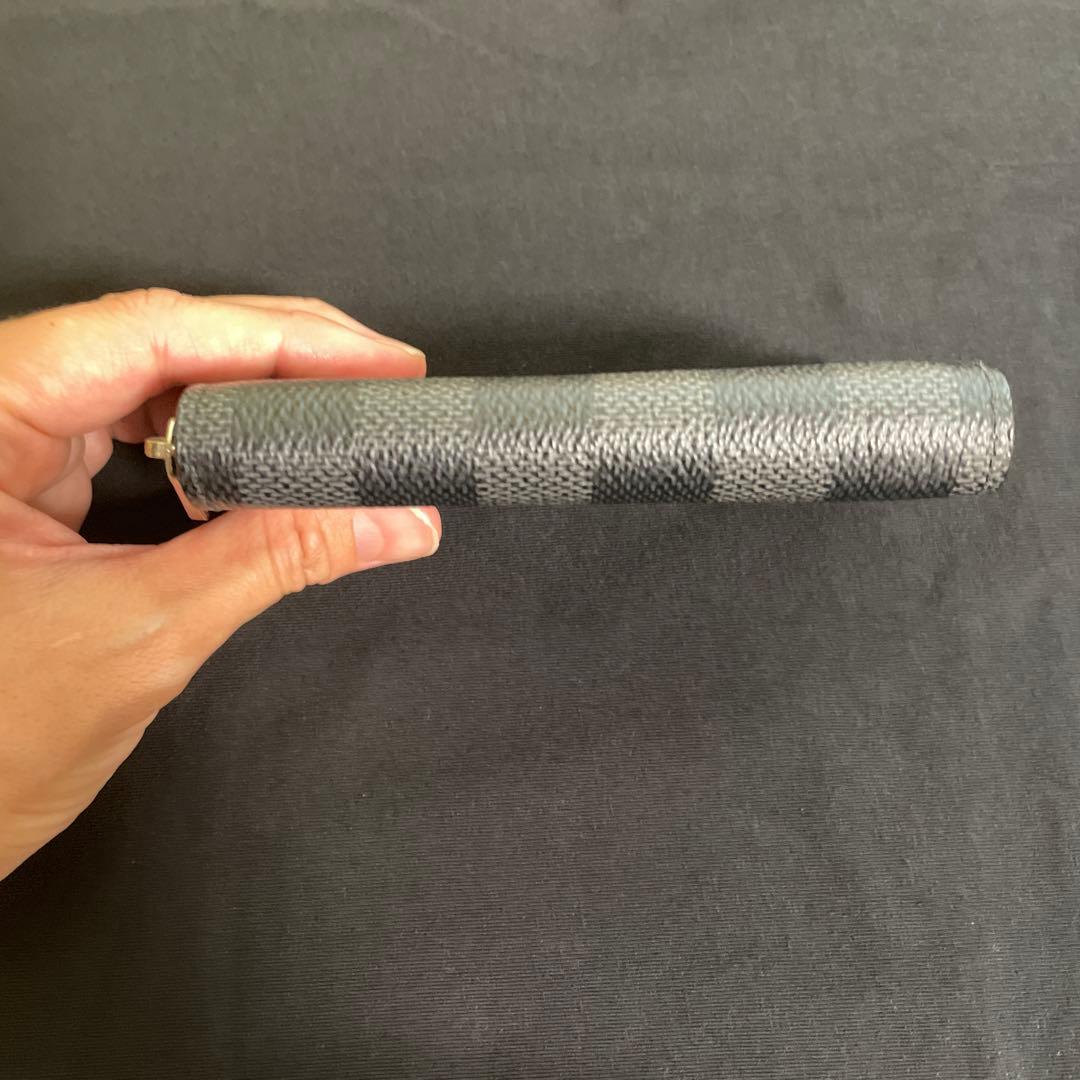 ルイヴィトン　ダミエグラフィット　ジッパーケース