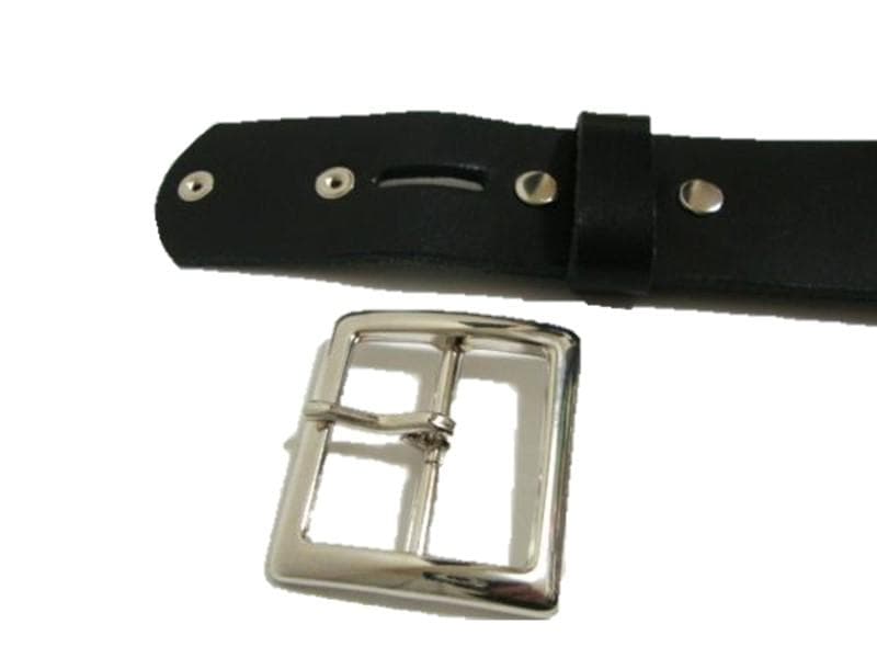 栃木レザー　フラワー型スタッズベルト　黒（ブラックスポッツ）４０ｍｍ幅　一枚革