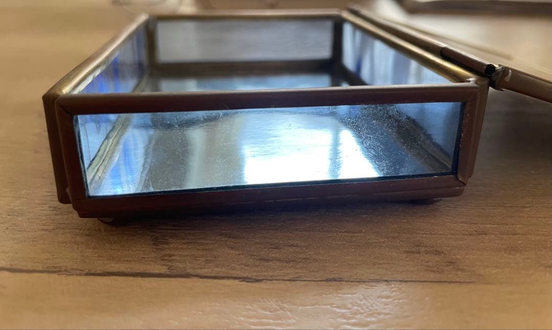 ドナルド・ゾランDonald Zolanイラストコレクターズアンティーク小物入れ