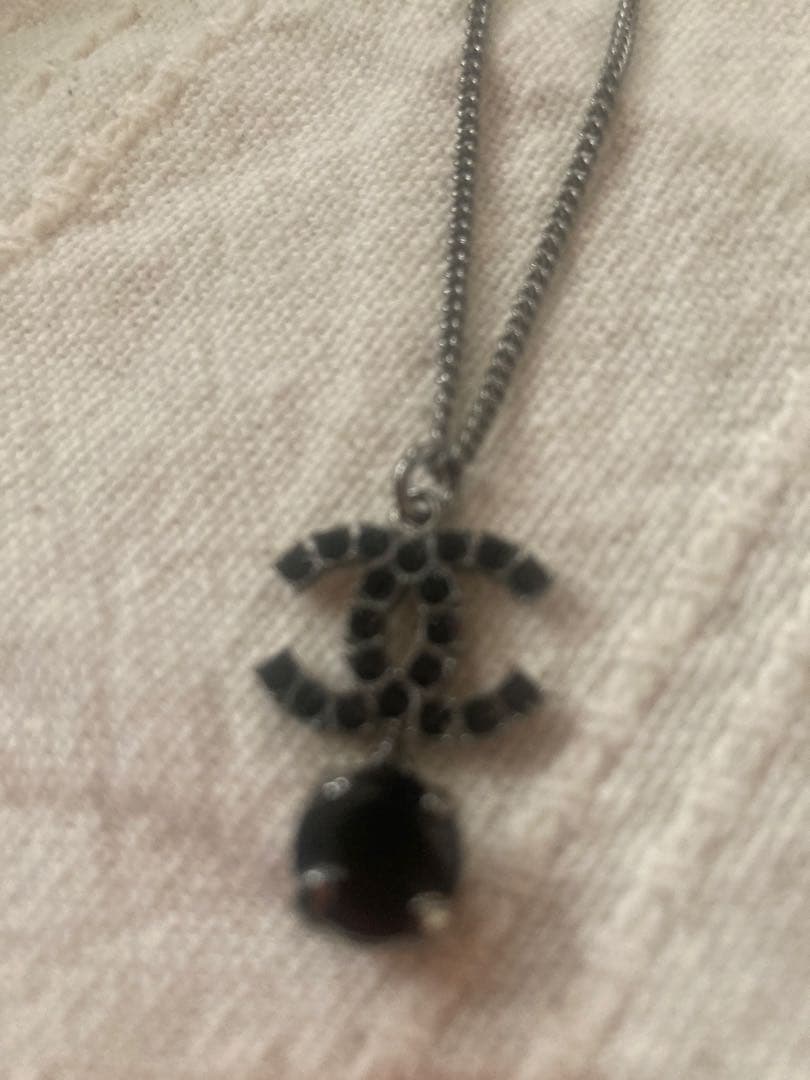 エトロ　シュシュ