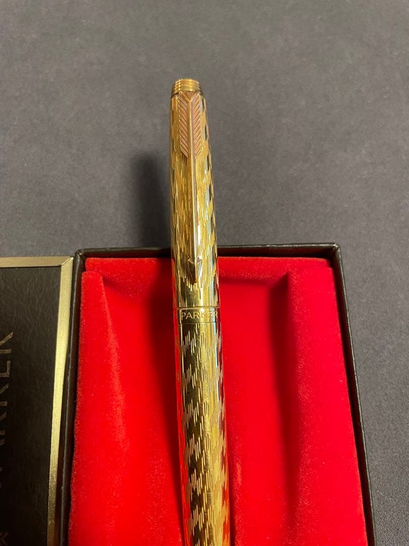 Parker 万年筆 ゴールド 専用ケース付き　K14