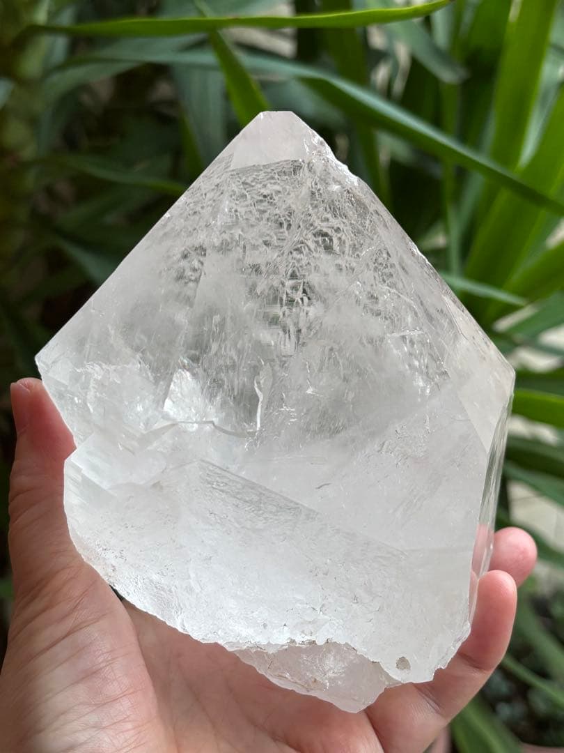 インド　マニハール水晶ポイント　1492g ヒマラヤ水晶　美しい　天然石