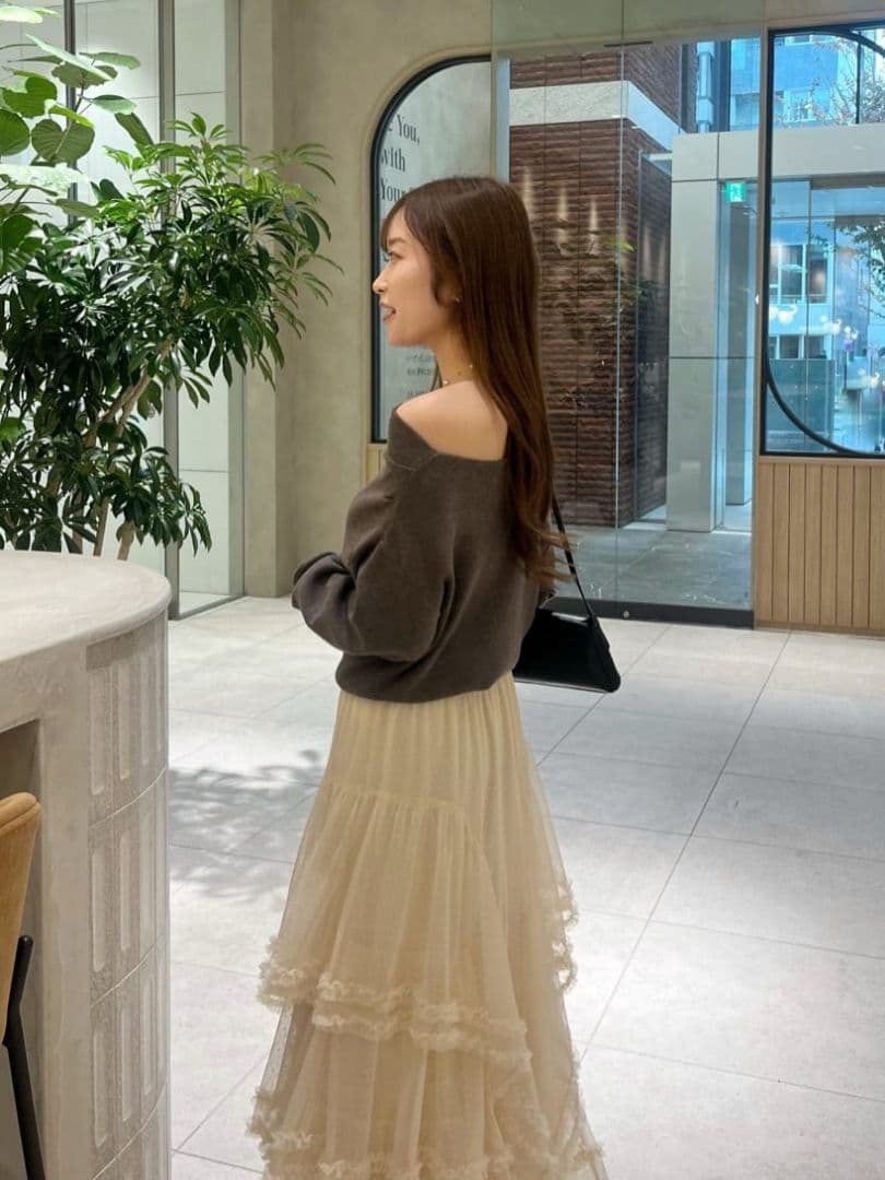 実物写真掲載 ココディール 完売色 ドレープオフショルニット