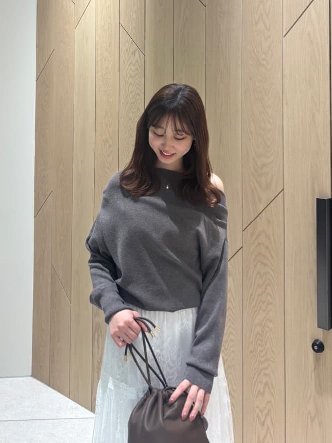 実物写真掲載 ココディール 完売色 ドレープオフショルニット