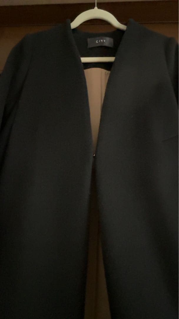 極美品　ノーカラーロングコート