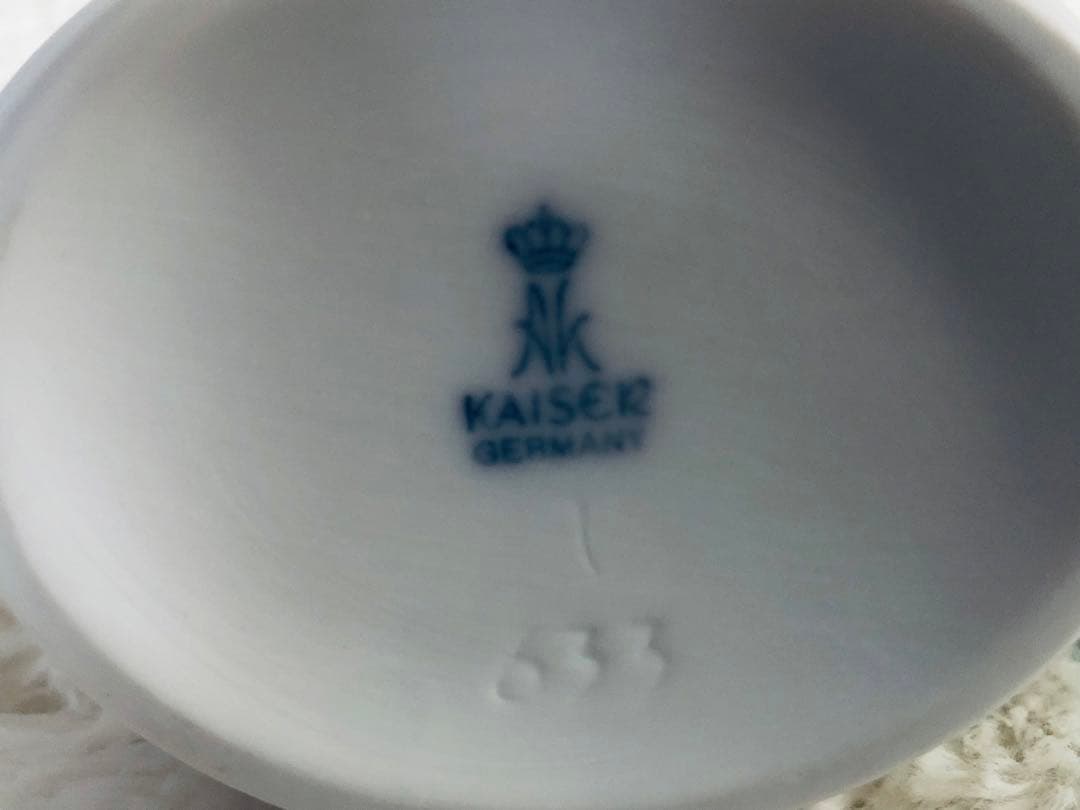 カイザー花瓶 高い芸術性 西ドイツ製Ak kaiserヴィンテージ陶器の白い花瓶