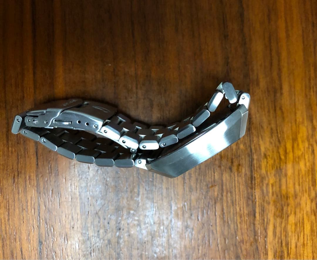 Nixon Day and Date 時計