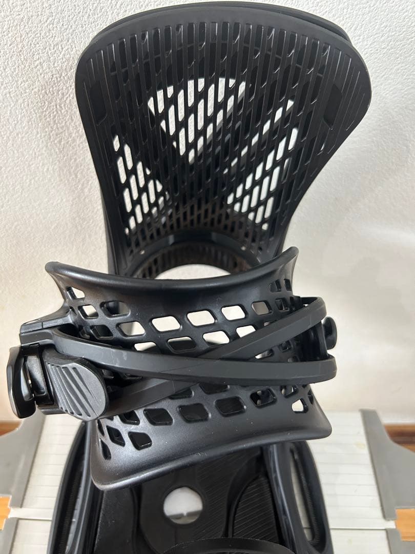 バートン(2024）スノーボード バインディング ジェネシス EST サイズM