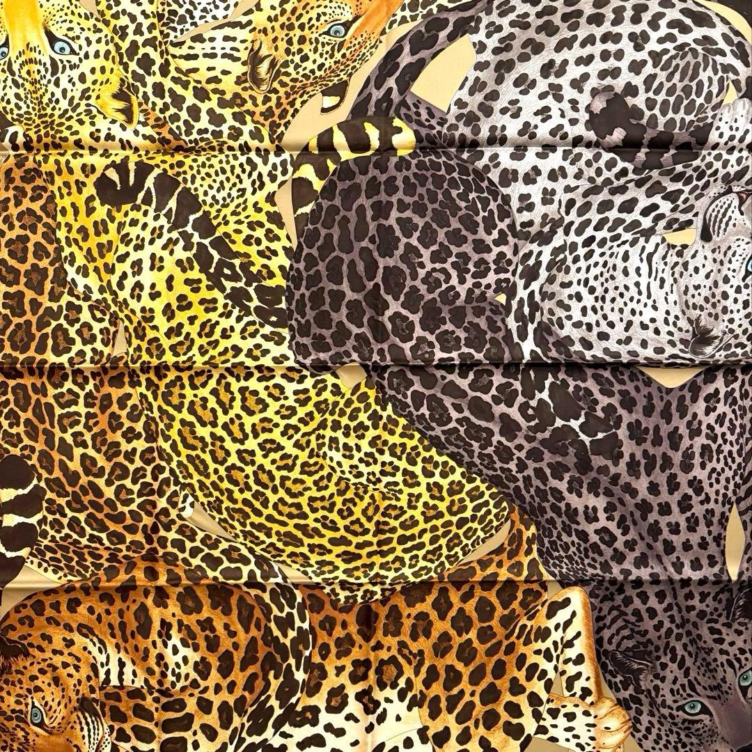 美品 ヒョウ柄 エルメス シルクスカーフ カレ90 レイジーレオパード 動物 茶