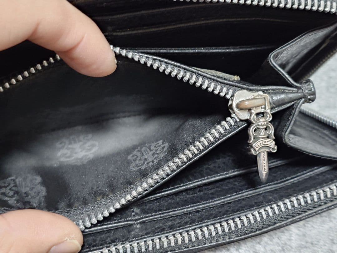 クロムハーツ セメタリー クロスパッチ ダガー ラウンド長財布 インボイス原本