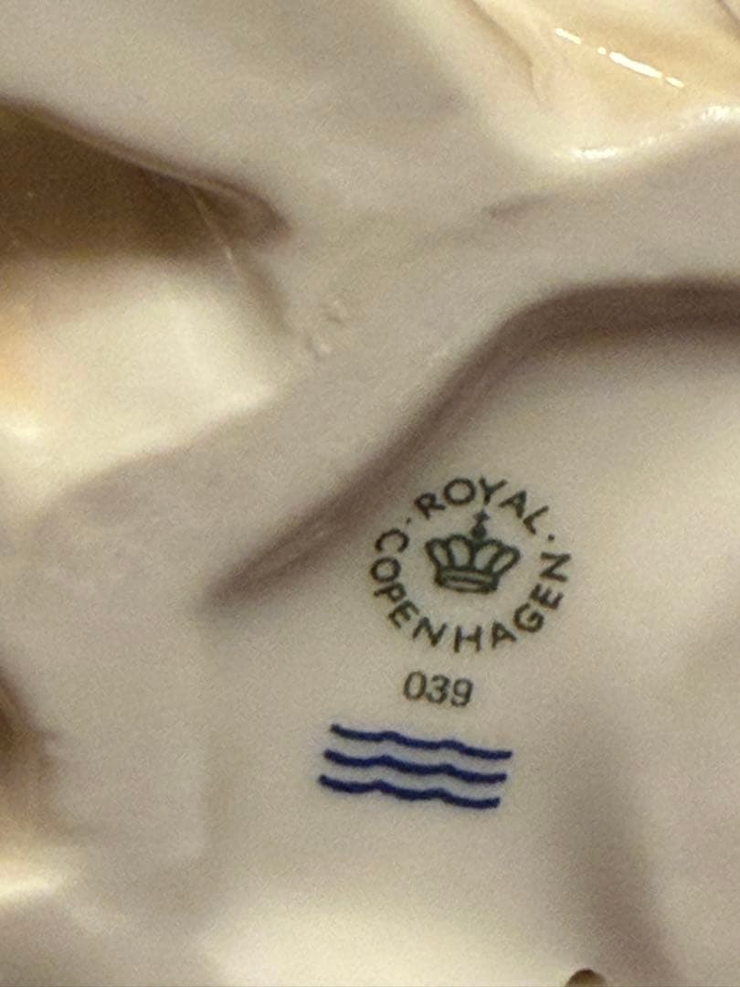 ロイヤルコペンハーゲン　フィギュリン ゴールデンレトリーバー