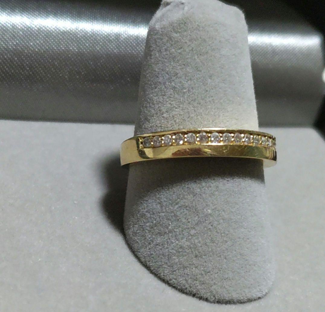 ツツミ　K18ダイヤモンドリング