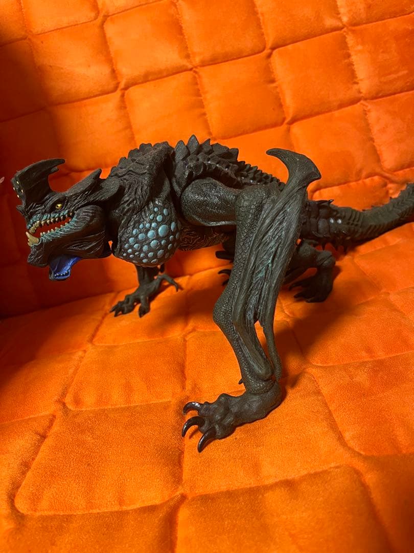 S*e様 NECA パシフィックリム オオタチ オオタチベイビー