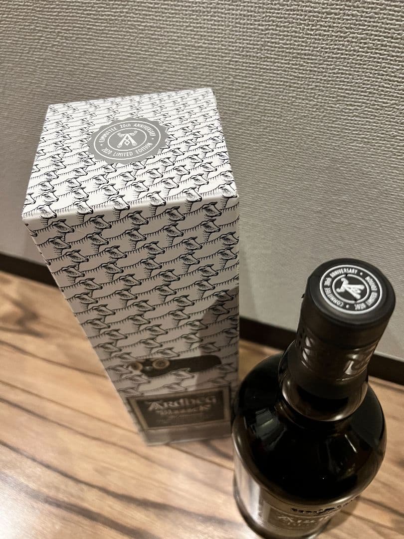 【限定品・入手困難】アードベッグ ブラック 700ml