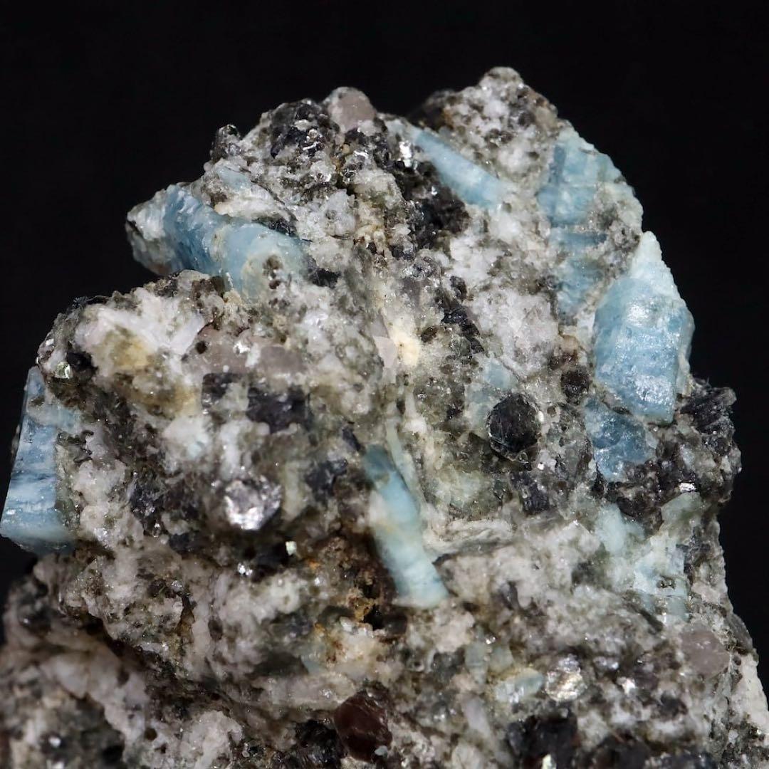 自主採掘！アクアマリン カリフォルニア産 263g AQ322 鉱物　原石天然石