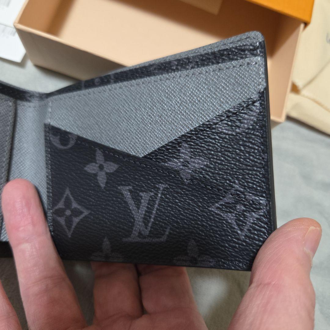 LOUIS VUITTON 二つ折り財布 ダークグリーン