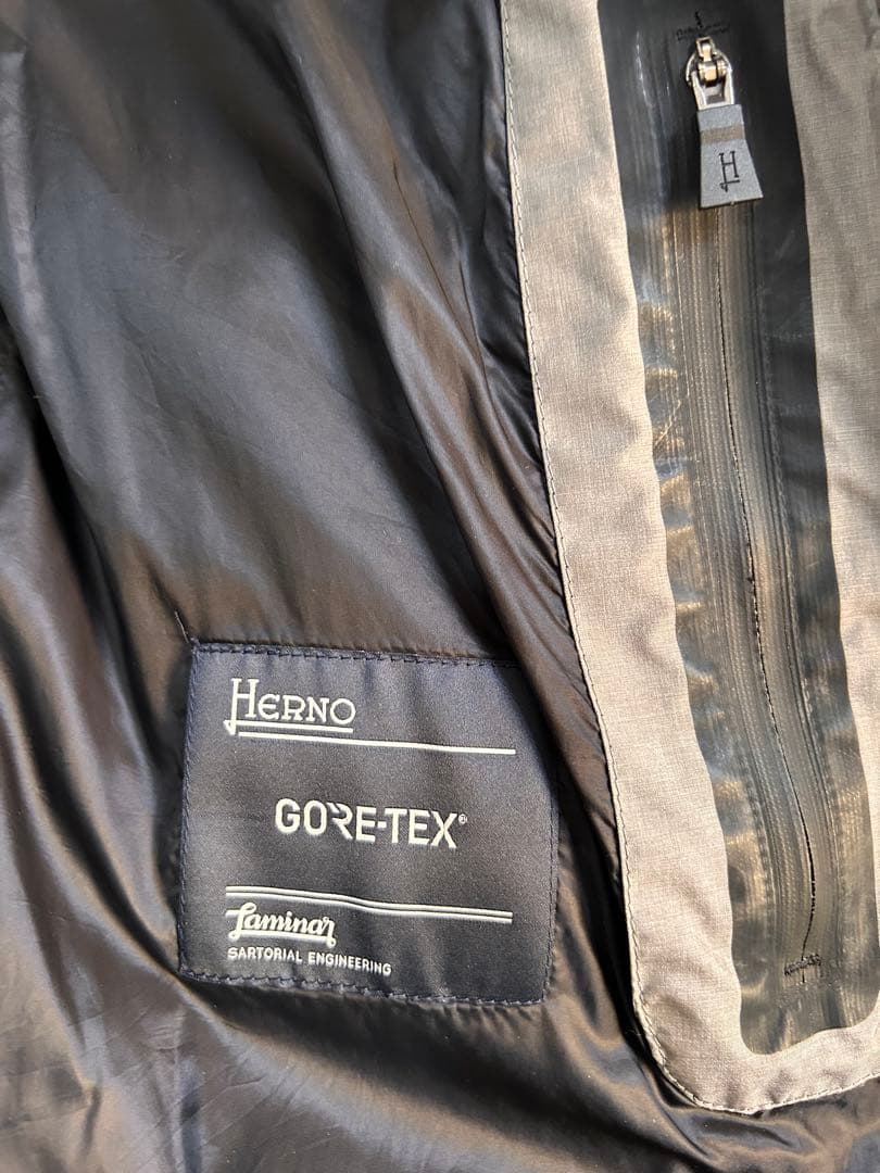 ヘルノHERNO Laminor ラミナー　ゴアテックスダウン　46