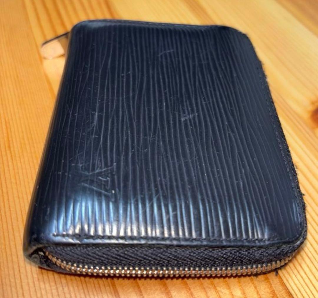 ルイヴィトン パース エピ 黒