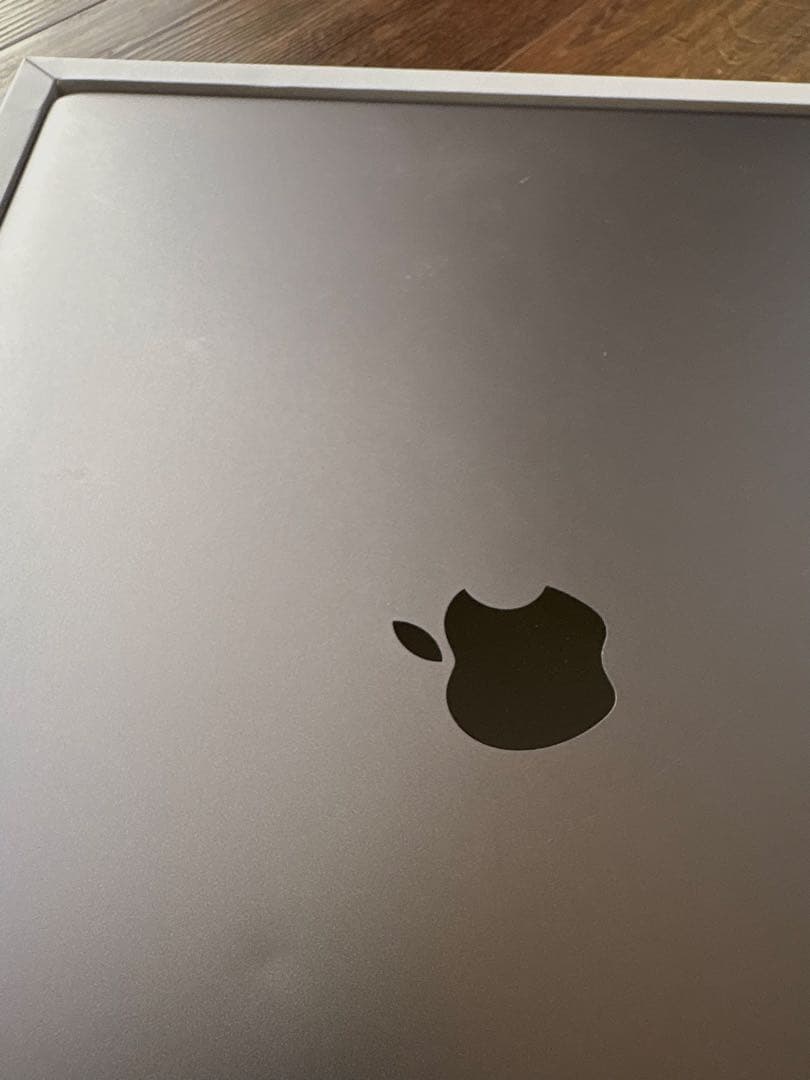 Apple MacBook Pro 16インチ