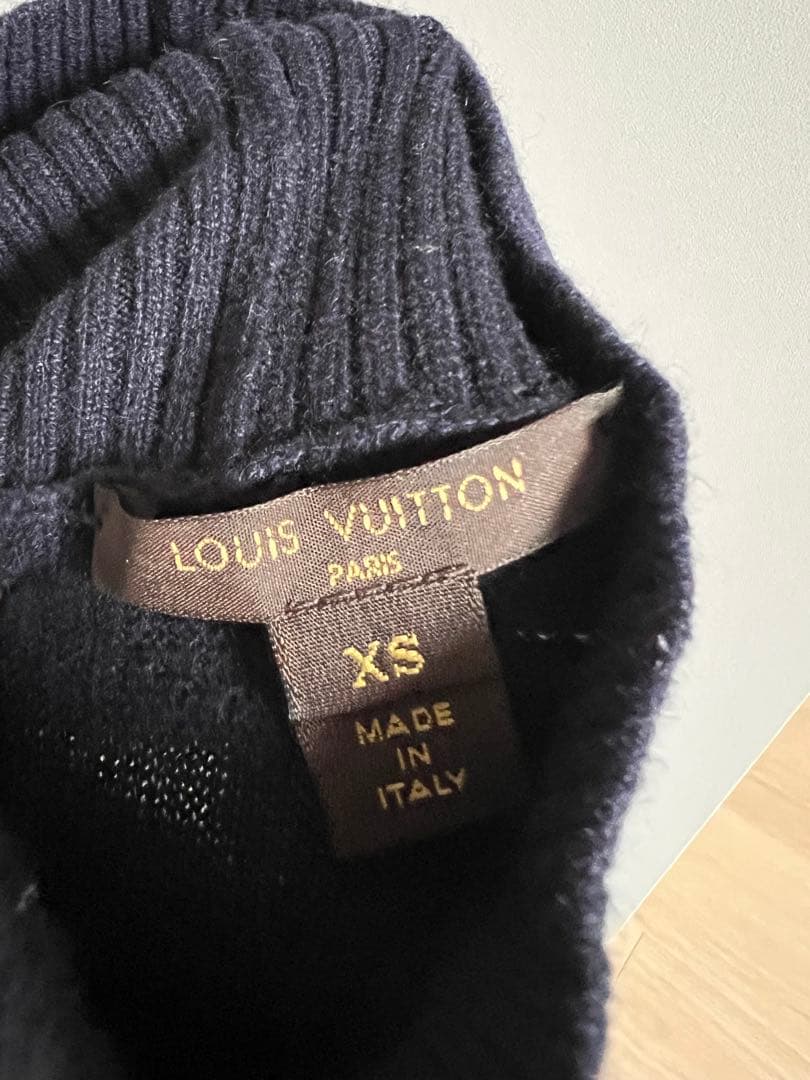 ルイヴィトン　カシミヤニットポンチョ