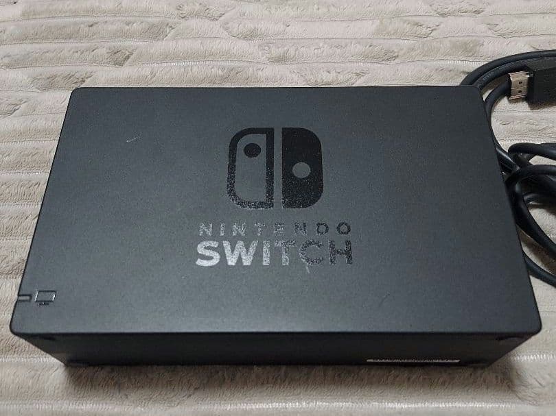 特価品　Nintendo Switch 本体 ブルーレッド Joy-Con