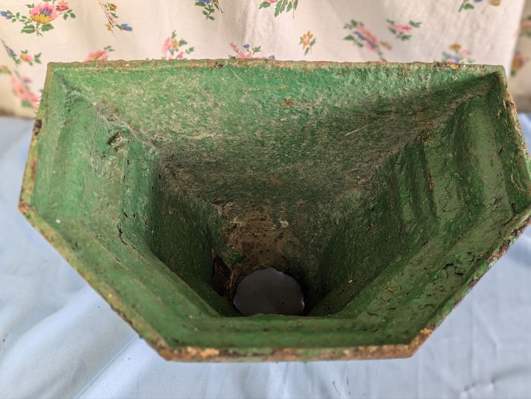 イギリス アンティーク 鉄製 壁掛けプランター 植木鉢 グリーン 525