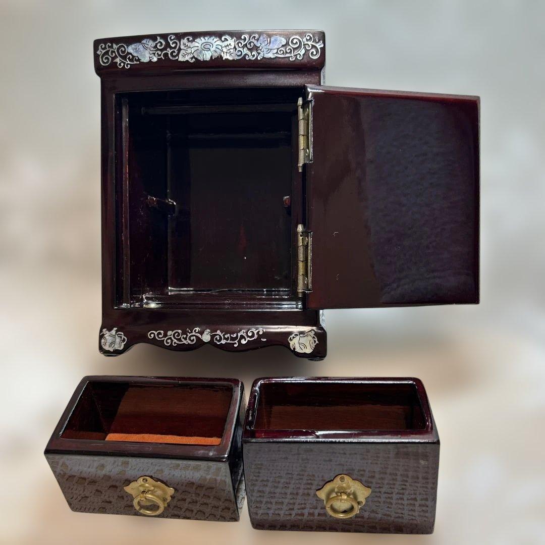 韓国漆器 螺鈿細工 貴重漆塗り高級　鶴と松の貴重箱と宝石箱2セット