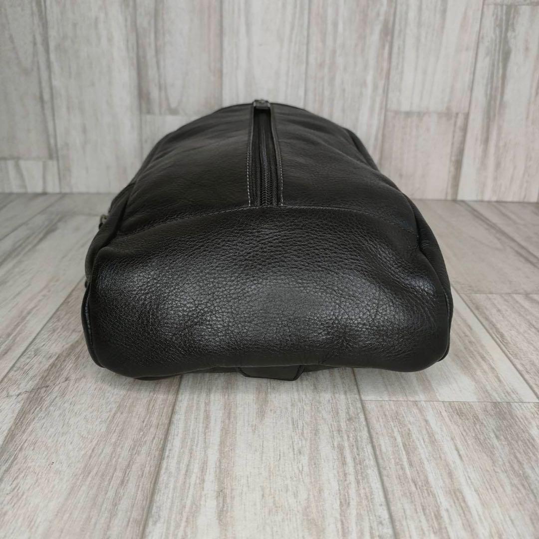 53 COACH コーチ　レザー　ボディーバッグ