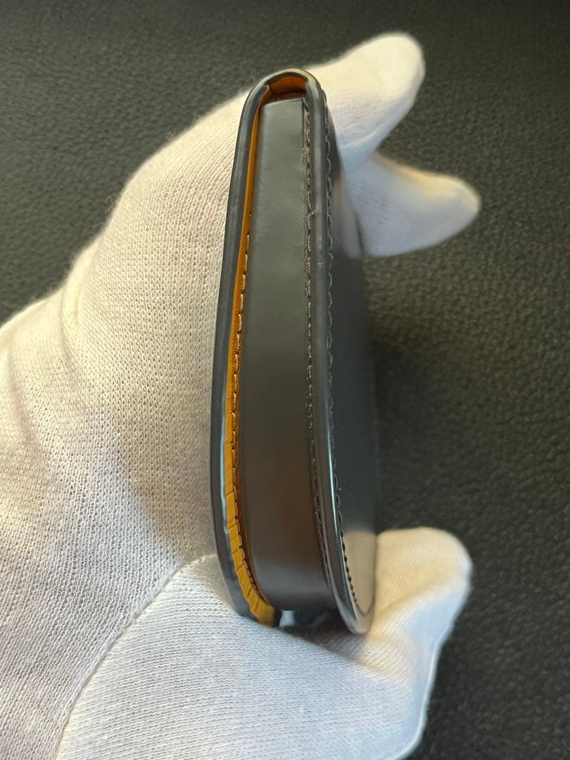 ETTINGER ケース 馬蹄型 ブライドルレザー（ グレー）