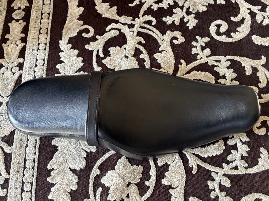 スポーツスター／カスタムシート/2004-/ハーレー