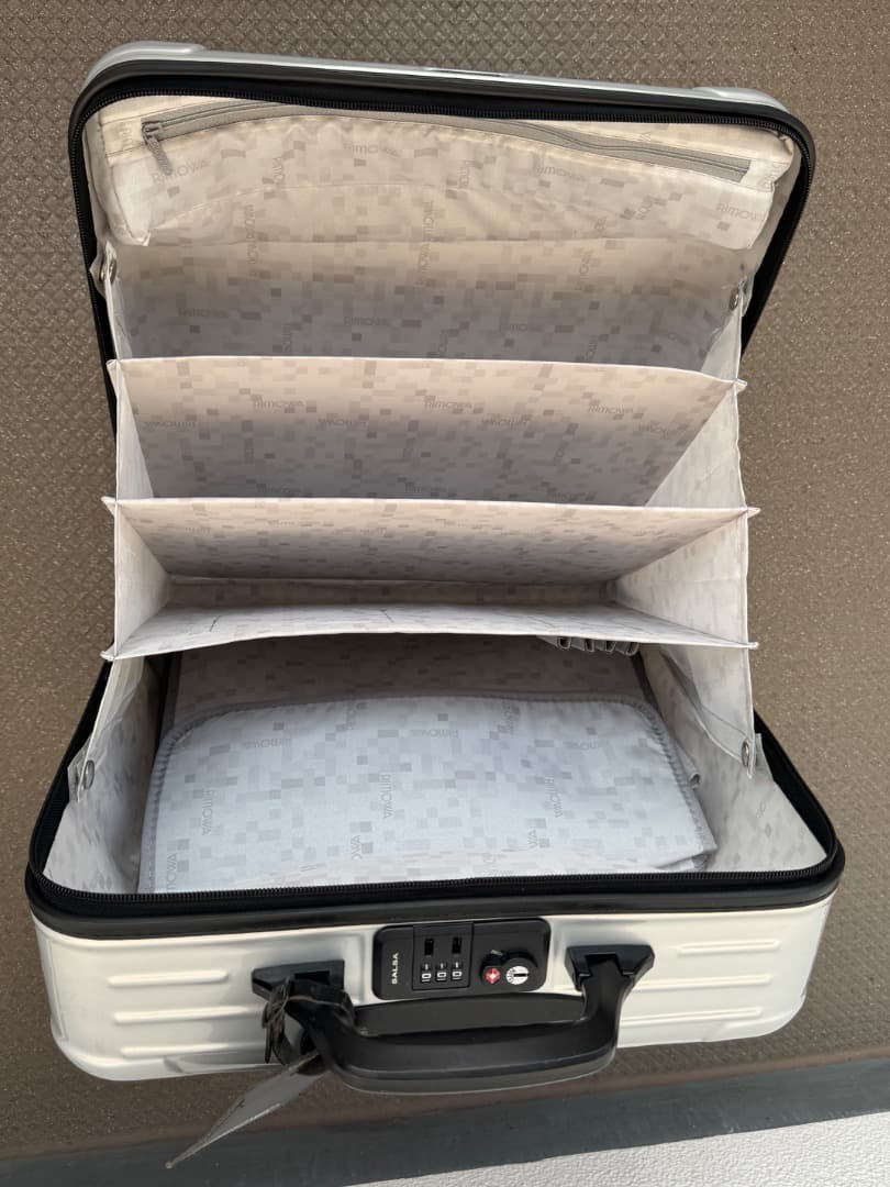 【機内持込可】RIMOWA 2輪 SALSA ビジネストローリー 23L リモワ